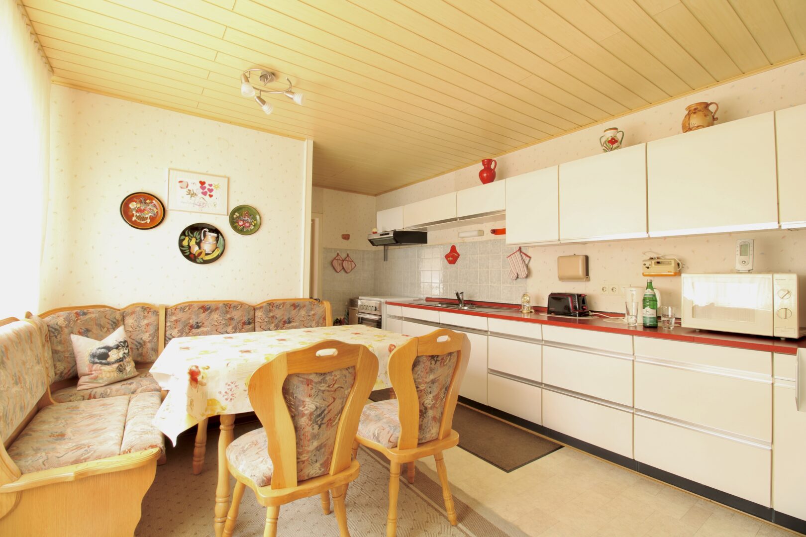 Küche / Esszimmer