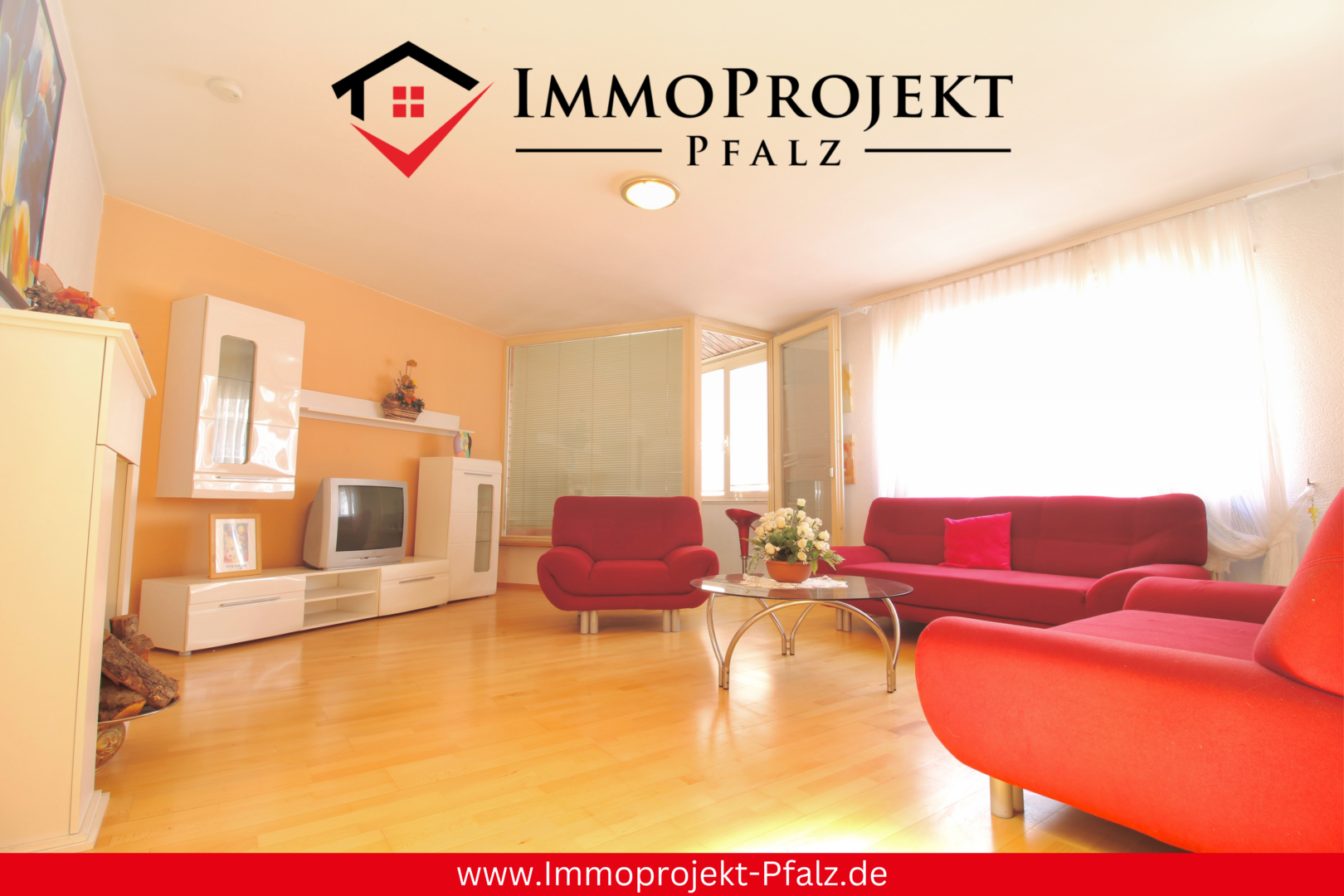Wohnen im Herzen von Neustadt – großzügige Wohnung mit Charme 4 Titelbild - Wohnzimmer