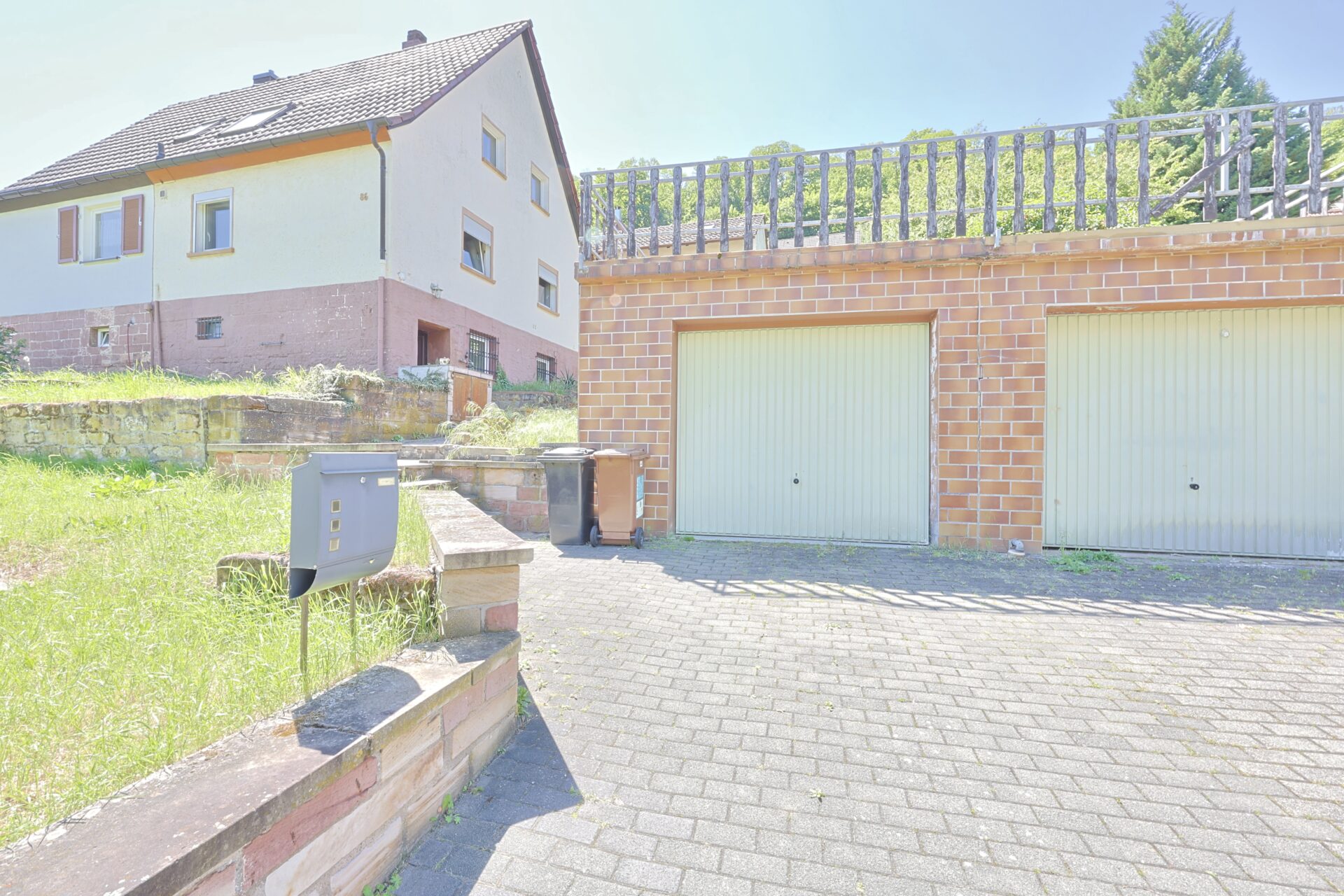 Außenansicht von Straße