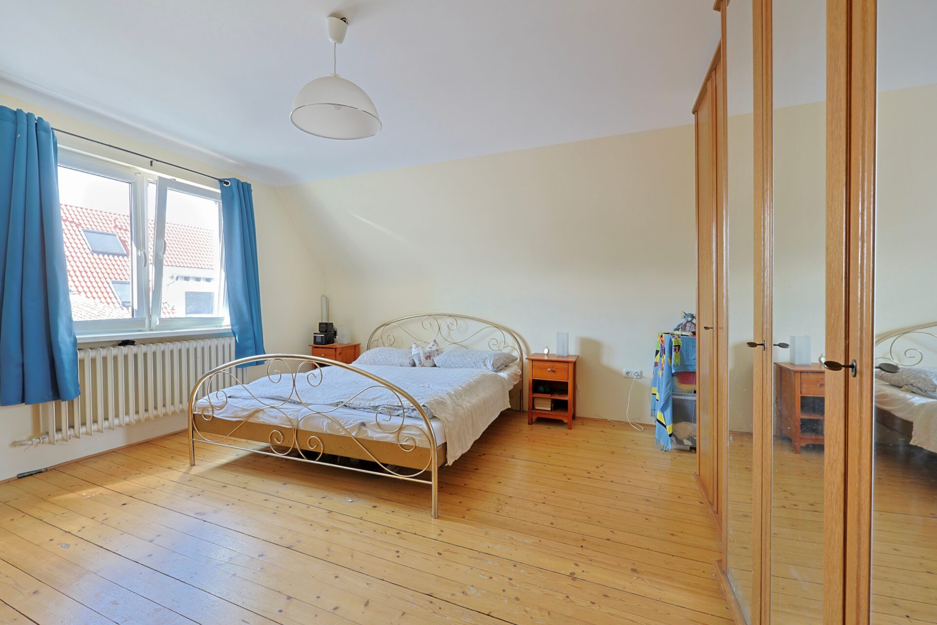Elternschlafzimmer OG
